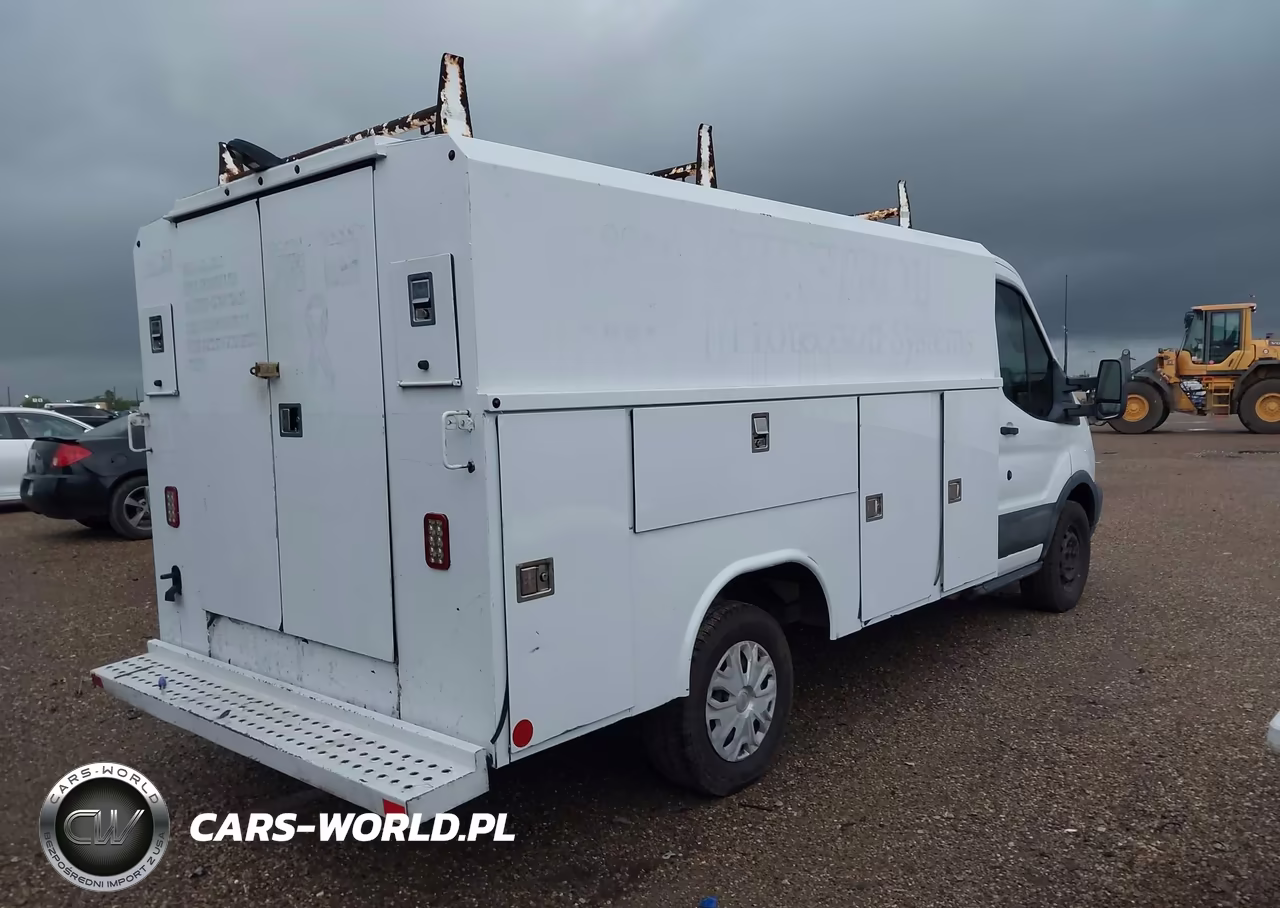 2018 Ford Transit-250 Cutaway VIN:1FDYR5PM4JKA11888 - 4