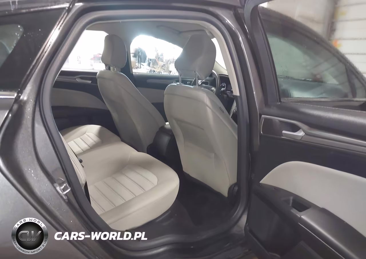 2020 Ford Fusion S VIN:3FA6P0G75LR263362 - 8