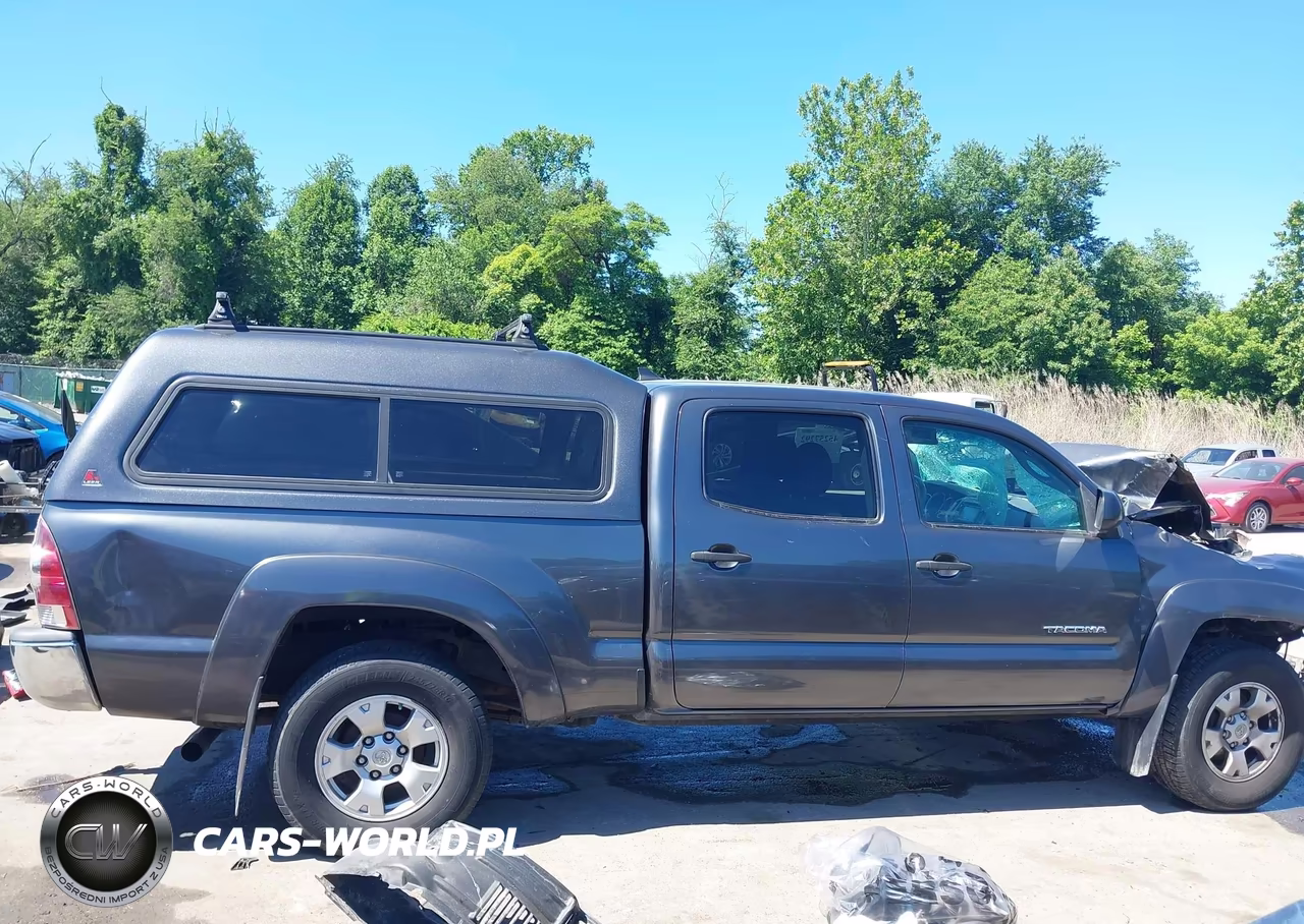 2014 Toyota Tacoma Base V6 VIN:3TMMU4FN5EM064104 - 13