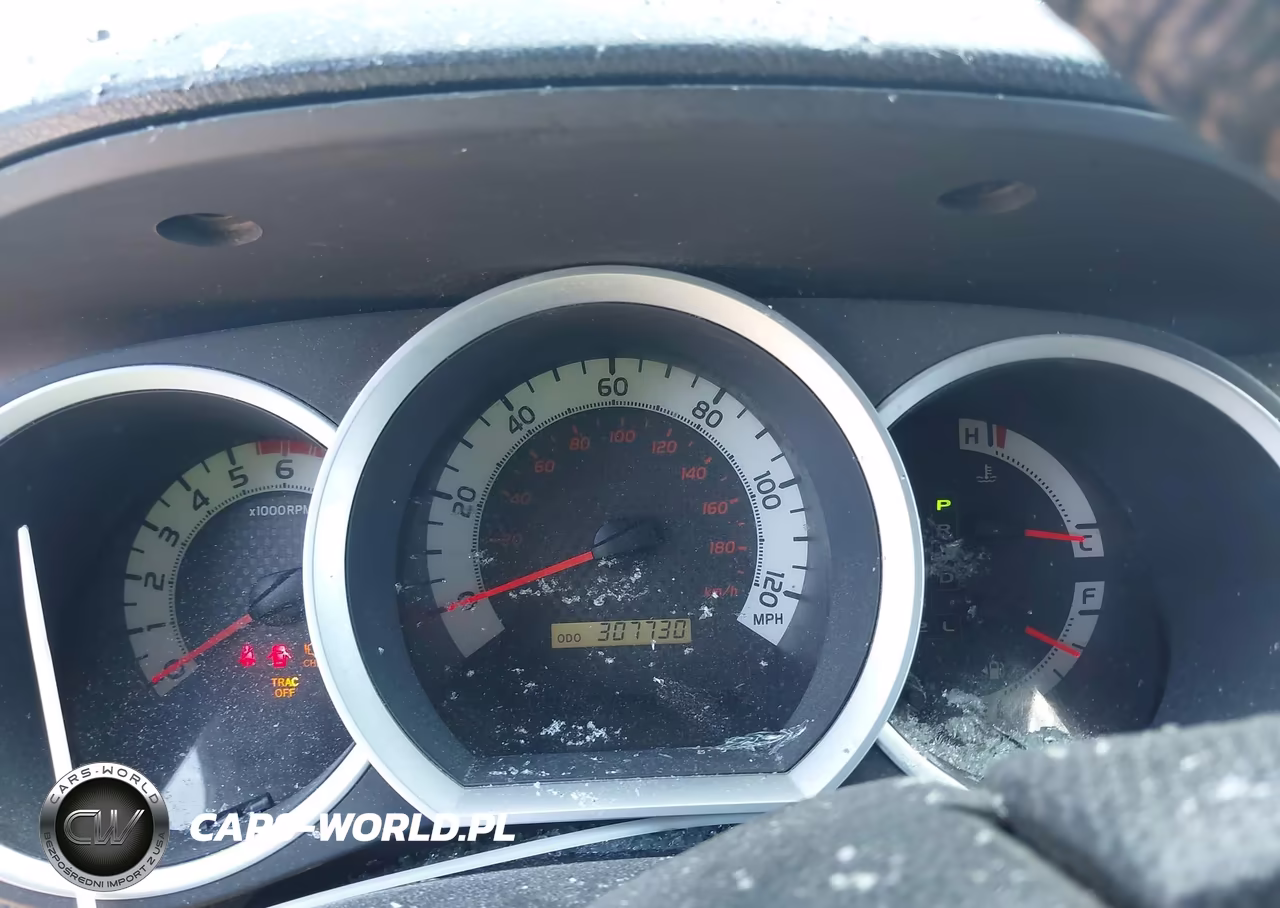 2014 Toyota Tacoma Base V6 VIN:3TMMU4FN5EM064104 - 7