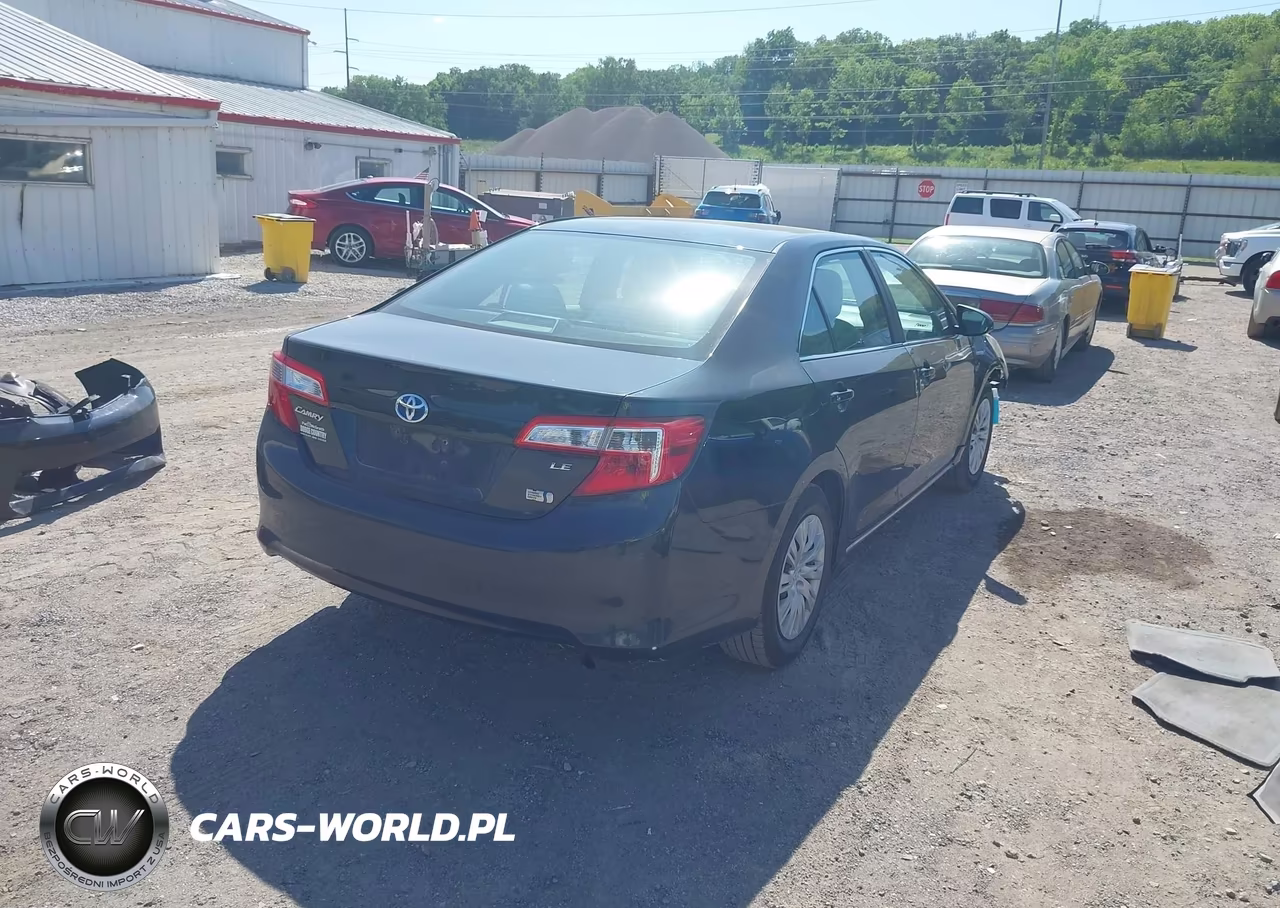 2012 Toyota Camry Hybrid Le VIN:4T1BD1FK8CU001143 - 4