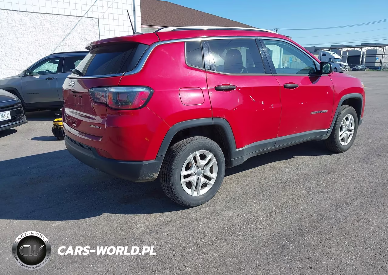 2019 Jeep Compass Sport 4X4 VIN:3C4NJDAB0KT620007 - 4