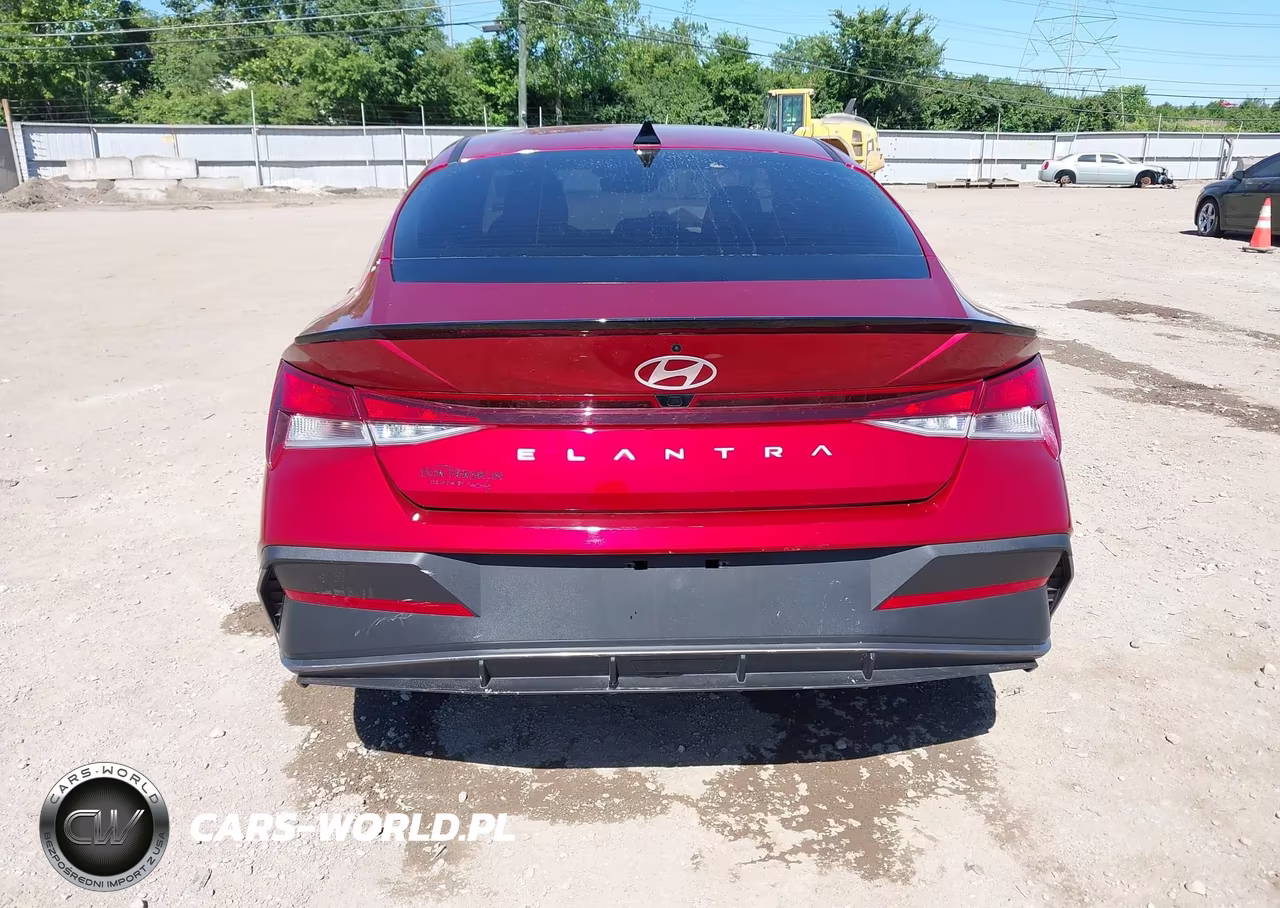 2025 Hyundai Elantra Sel Sport VIN:KMHLM4DG8SU923866 - 17