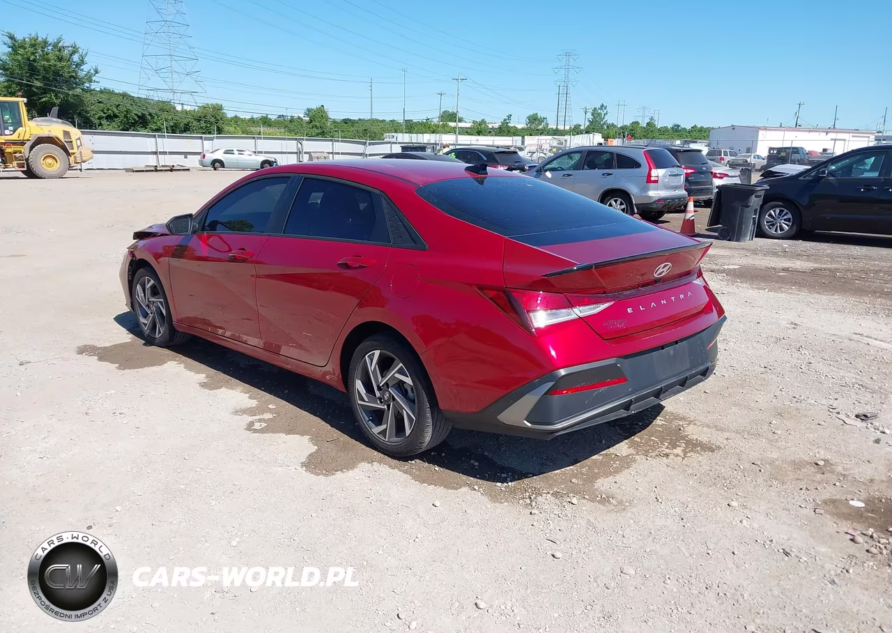 2025 Hyundai Elantra Sel Sport VIN:KMHLM4DG8SU923866 - 3