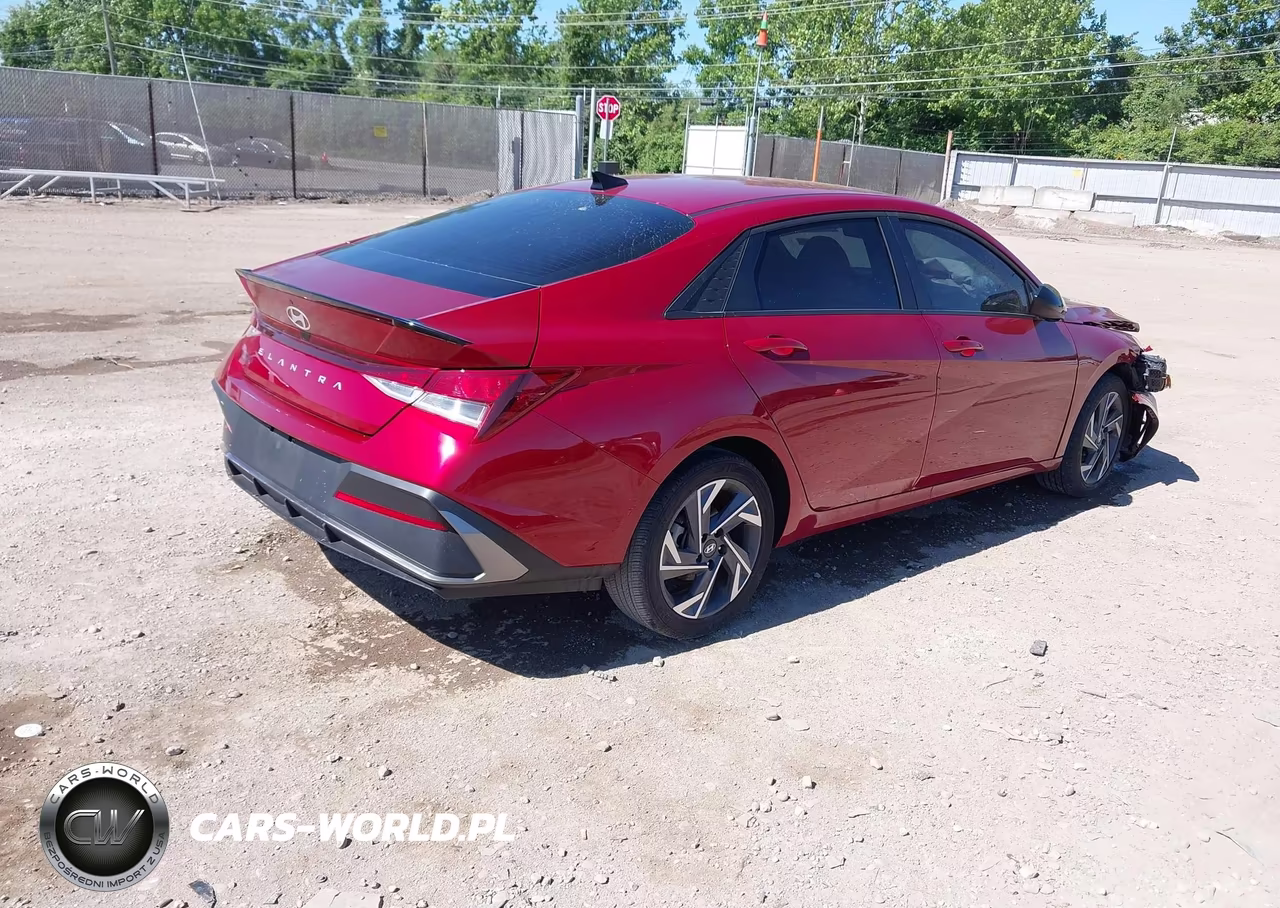 2025 Hyundai Elantra Sel Sport VIN:KMHLM4DG8SU923866 - 4