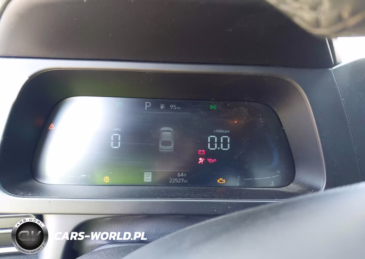 2025 Hyundai Elantra Sel Sport VIN:KMHLM4DG8SU923866 - 7