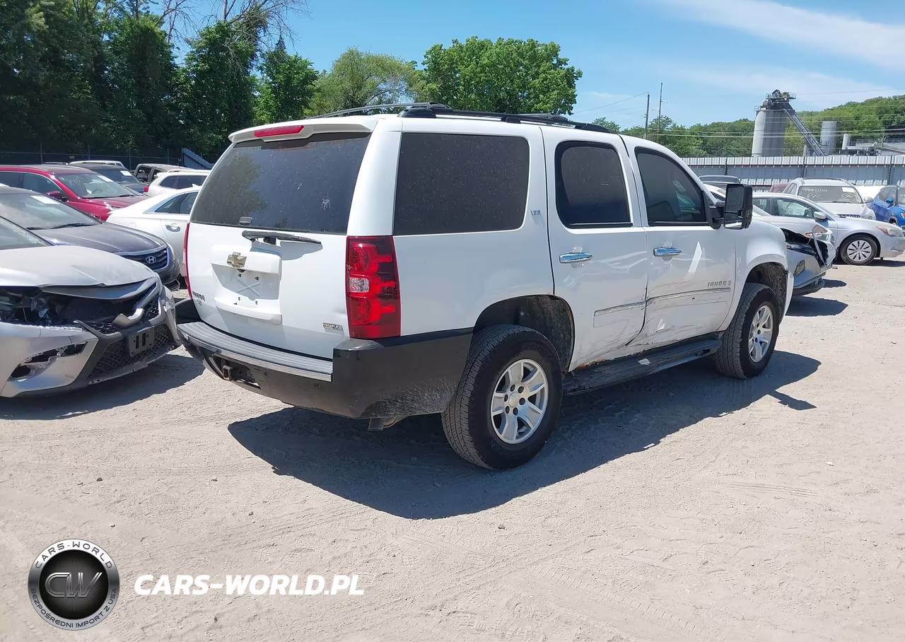2009 Chevrolet Tahoe Ltz VIN:1GNFK33039J118625 - 4