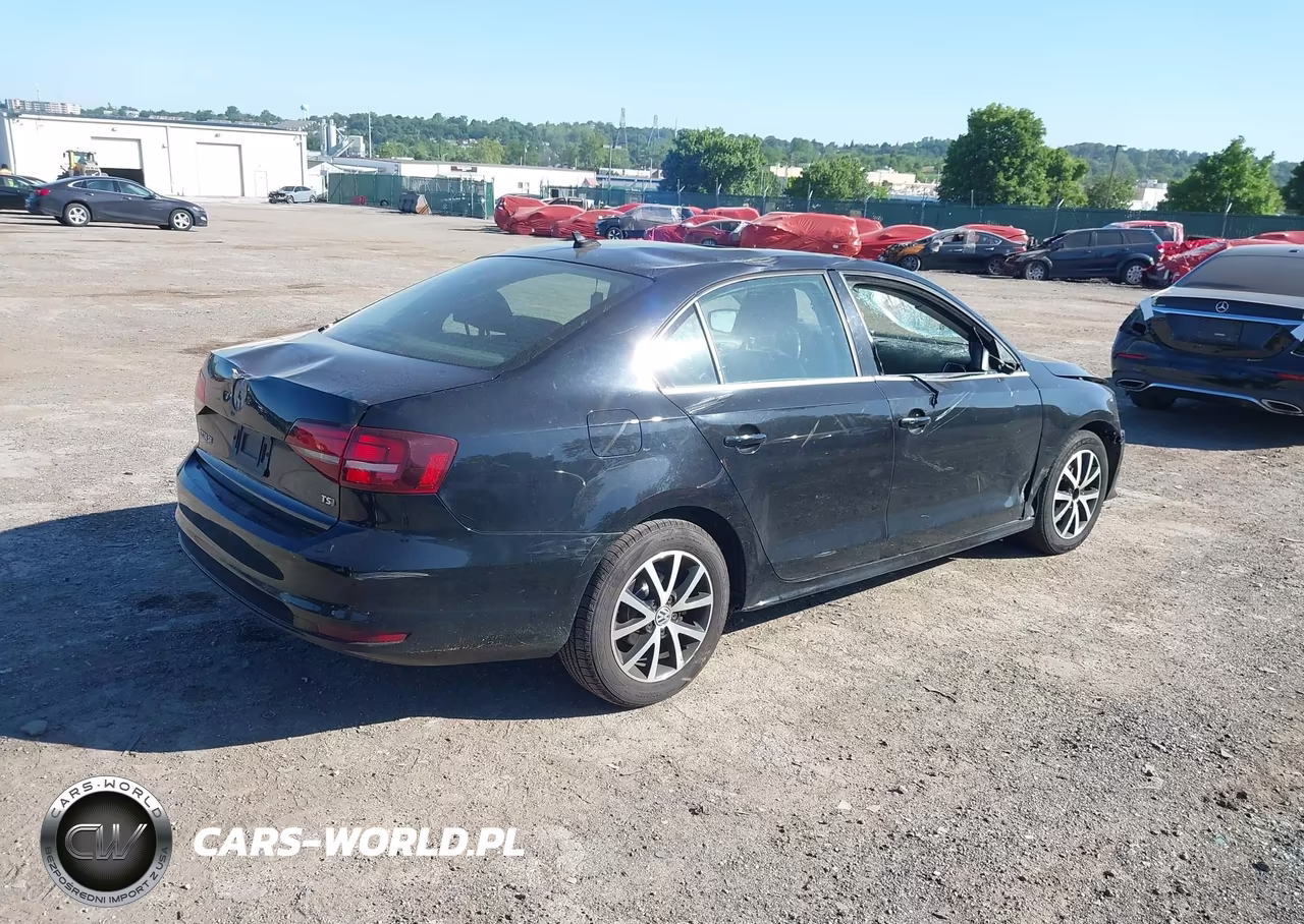 2017 Volkswagen Jetta 1.4T Se VIN:3VWB67AJ3HM257733 - 4