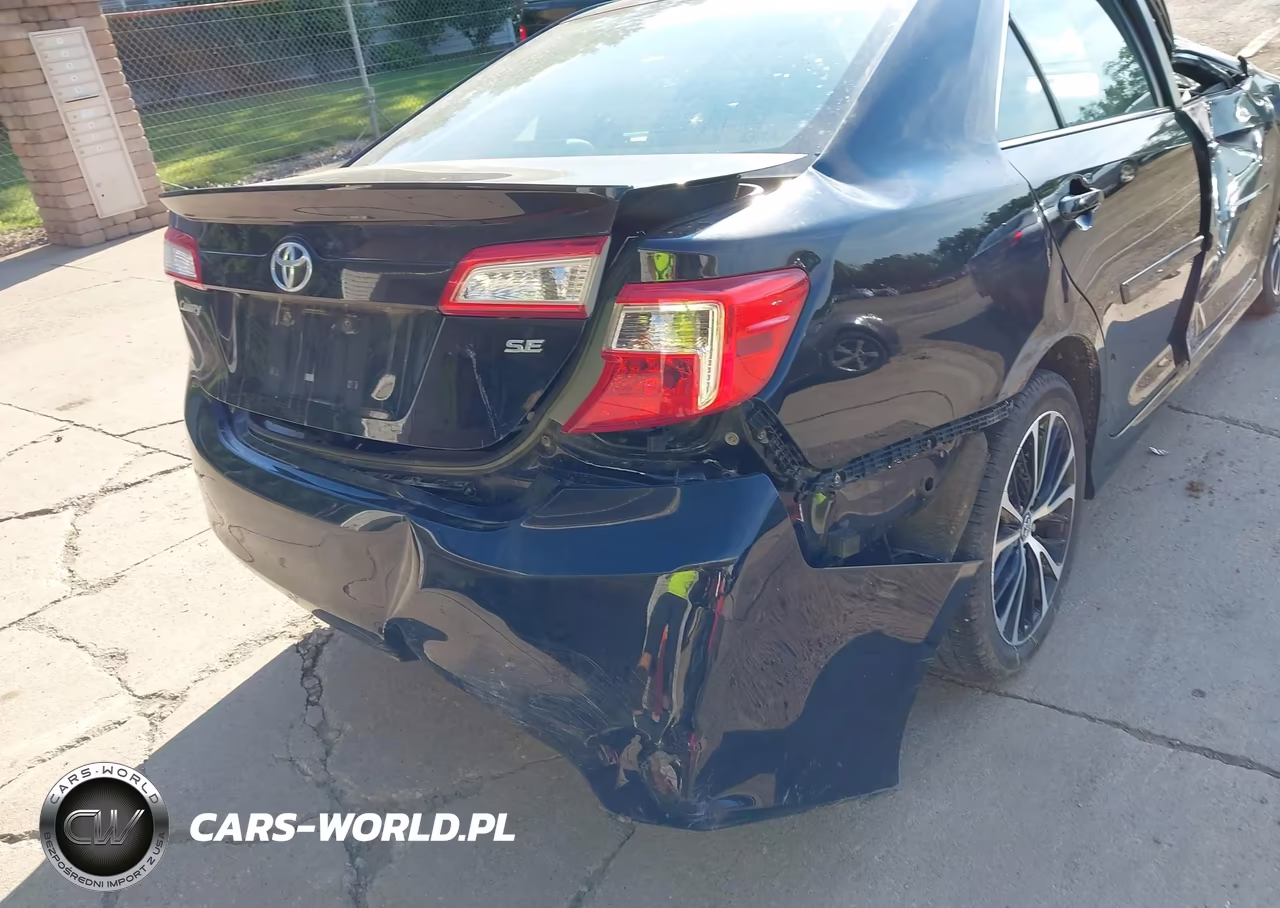 2014 Toyota Camry Se VIN:4T1BF1FK9EU413388 - 19