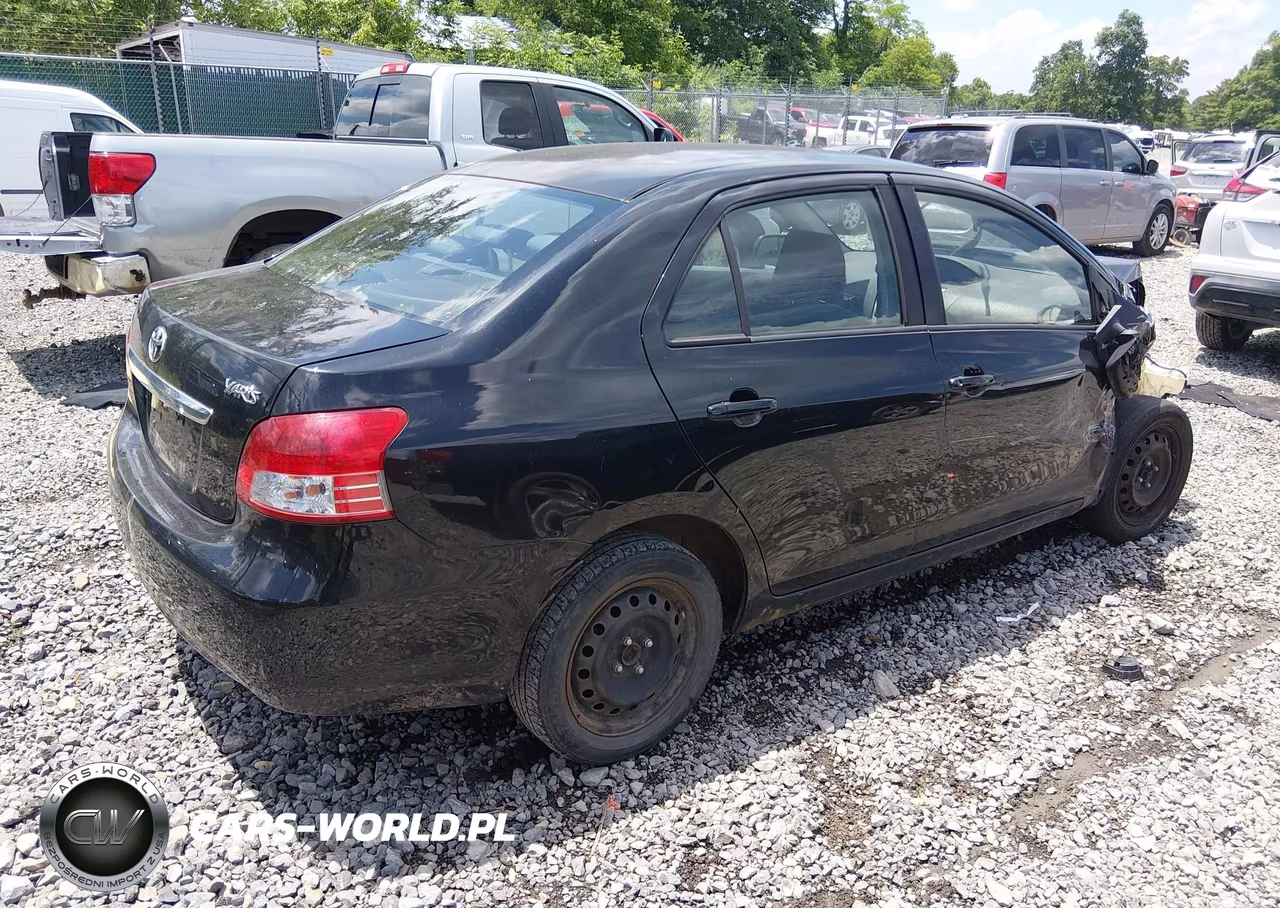 2010 Toyota Yaris VIN:JTDBT4K37A1370243 - 4