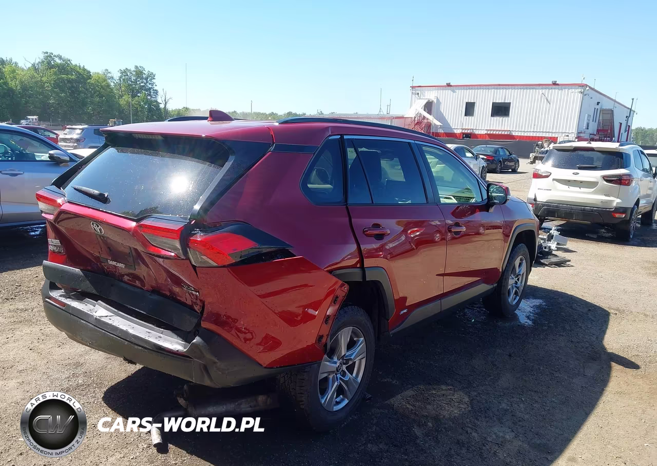 2024 Toyota Rav4 Hybrid Xle VIN:JTMRWRFV1RD237910 - 4