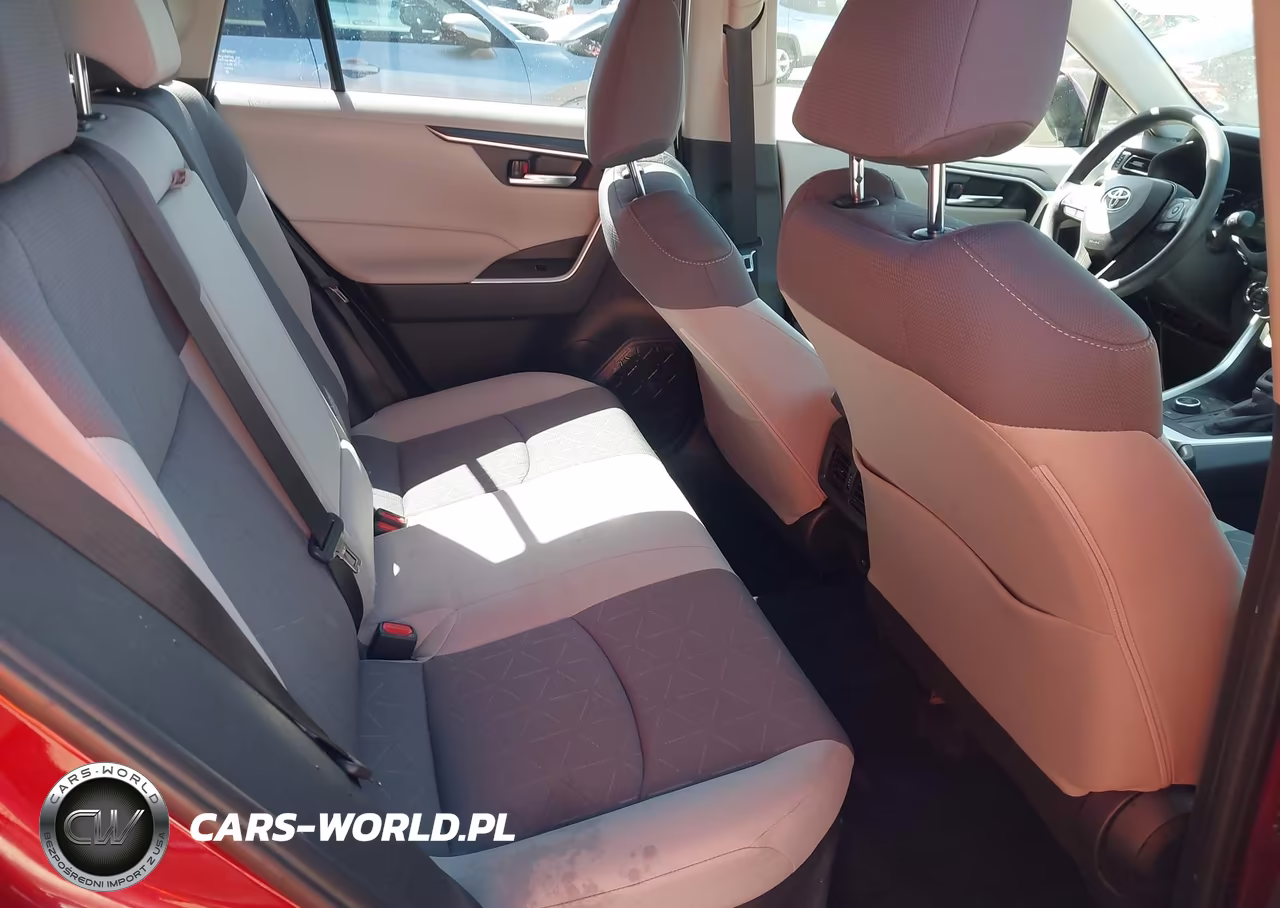 2024 Toyota Rav4 Hybrid Xle VIN:JTMRWRFV1RD237910 - 8