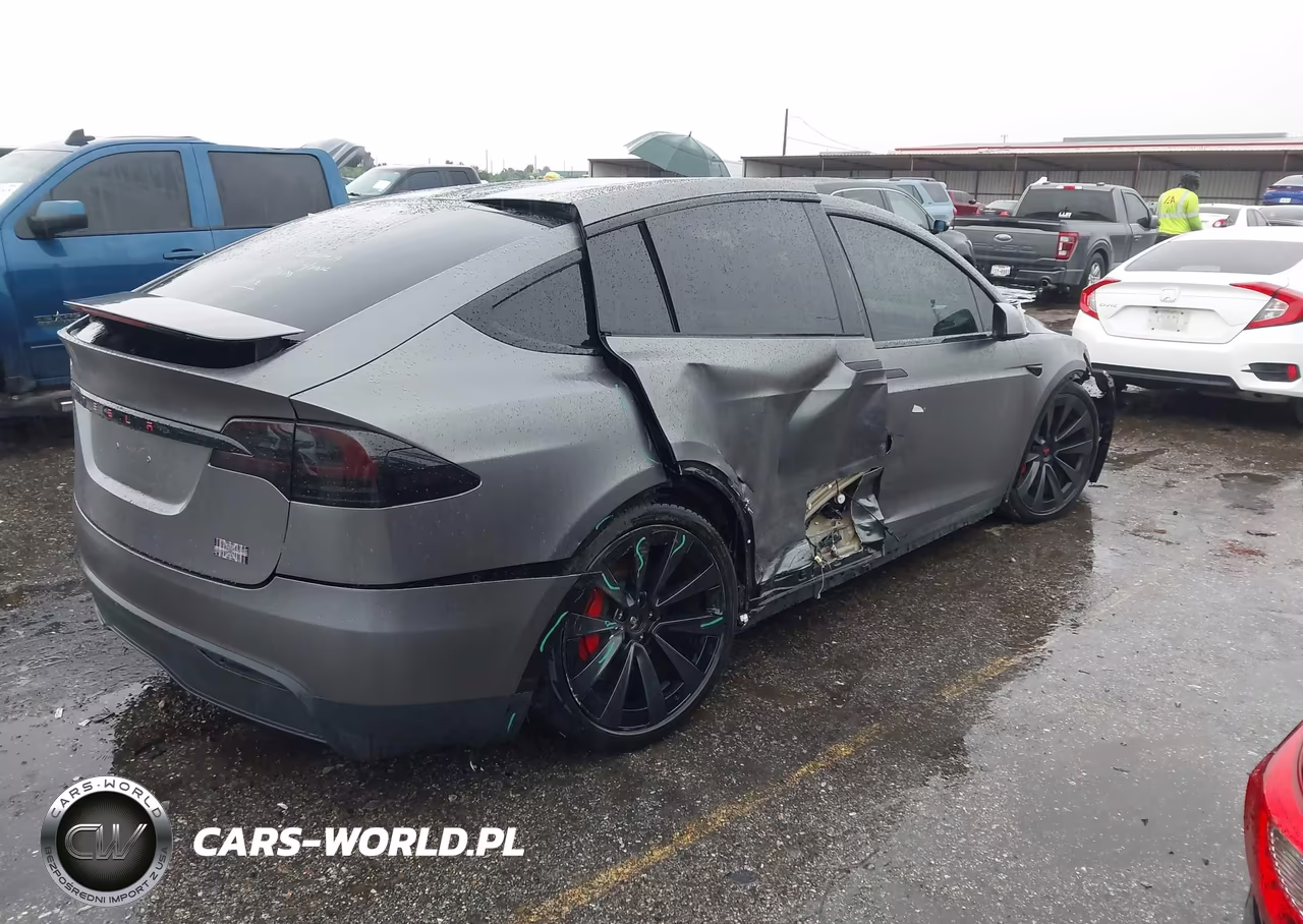 2024 Tesla Model X Plaid Tri Motor All-Wheel Drive VIN:7SAXCBE6XRF437892 - 4