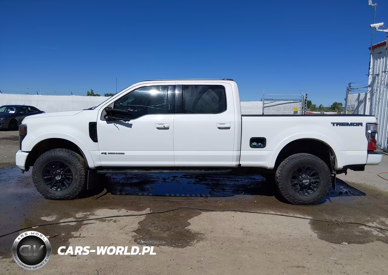 2022 Ford F-350 Lariat VIN:1FT8W3BTXNEF69068 - 17