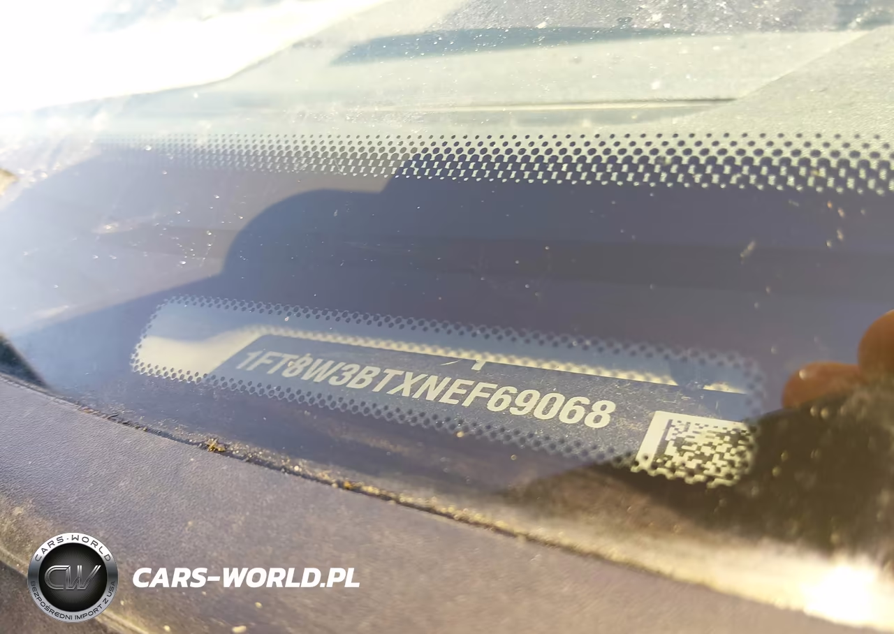 2022 Ford F-350 Lariat VIN:1FT8W3BTXNEF69068 - 8