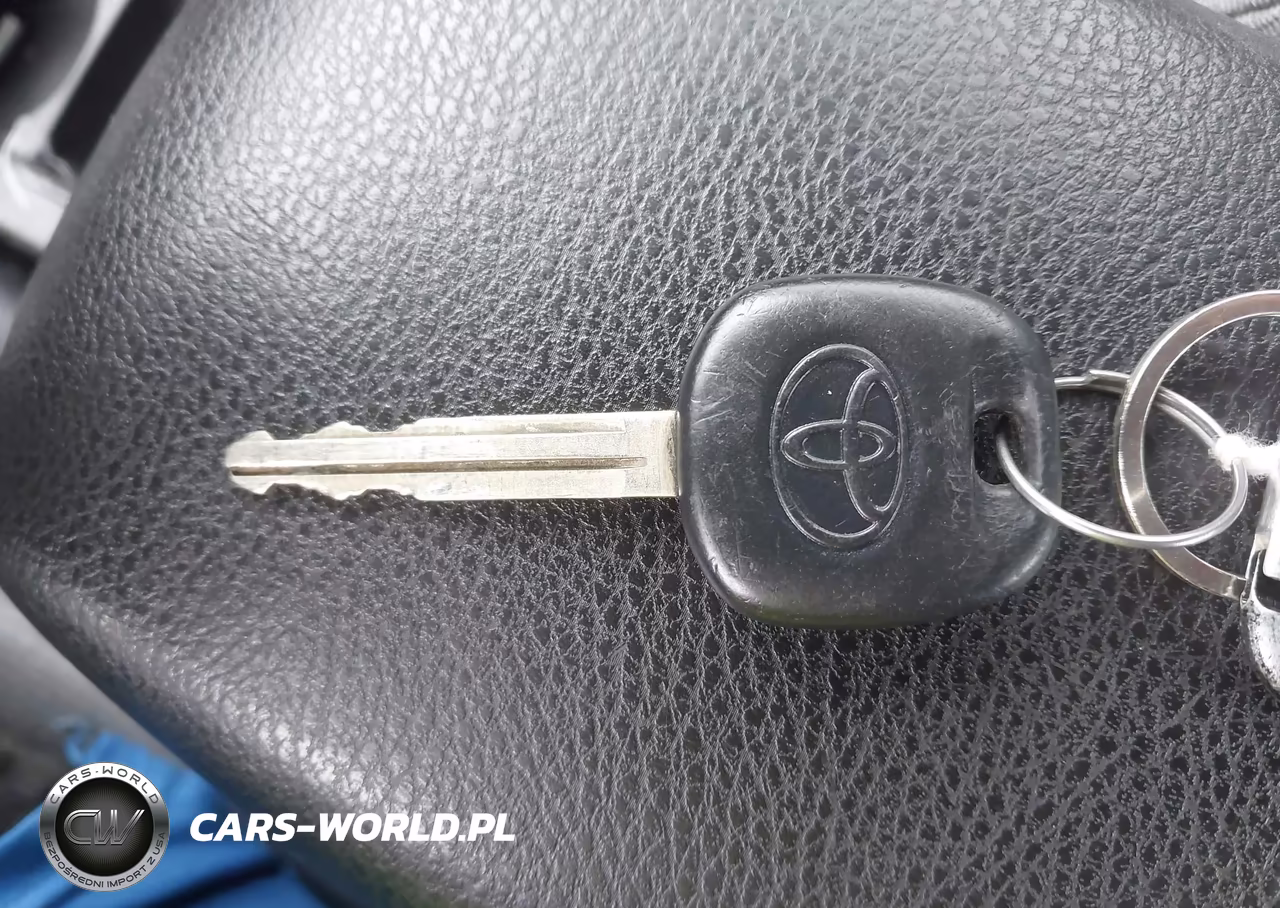 2016 Toyota Corolla L VIN:5YFBURHEXGP422598 - 11