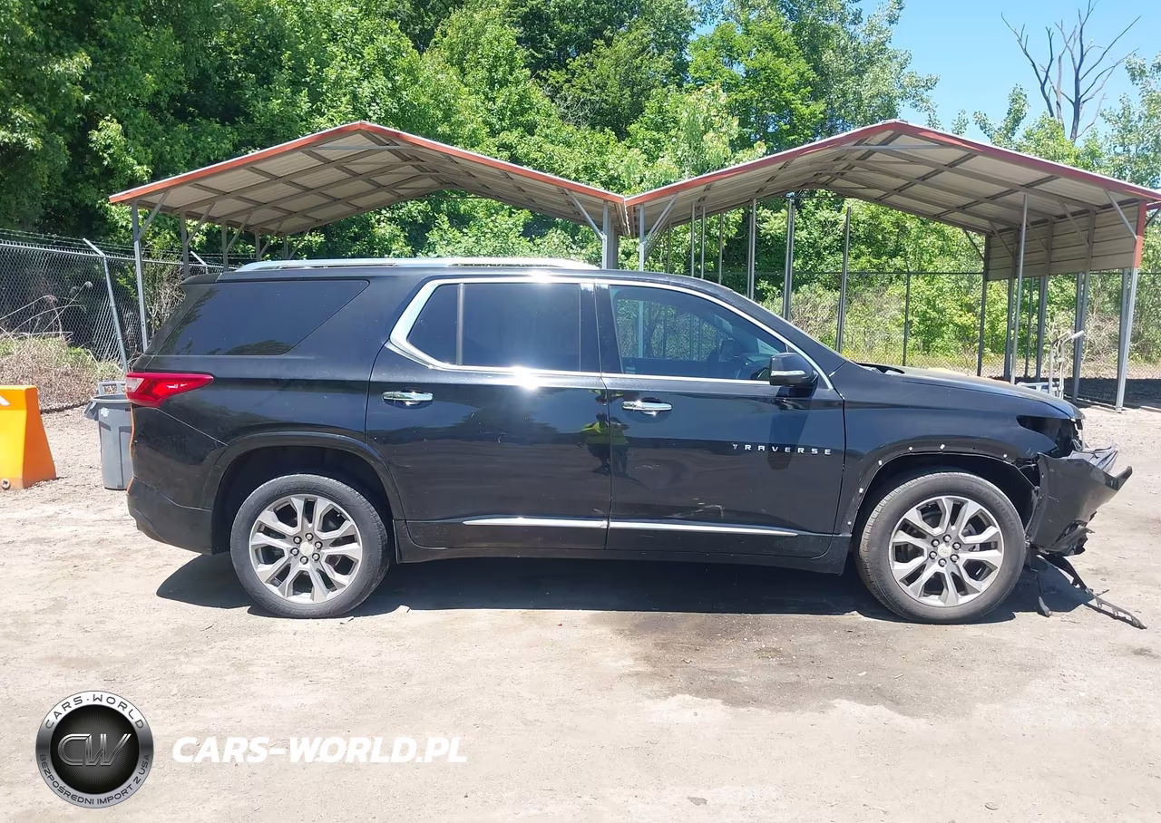2018 Chevrolet Traverse Premier VIN:1GNERKKW5JJ106715 - 13