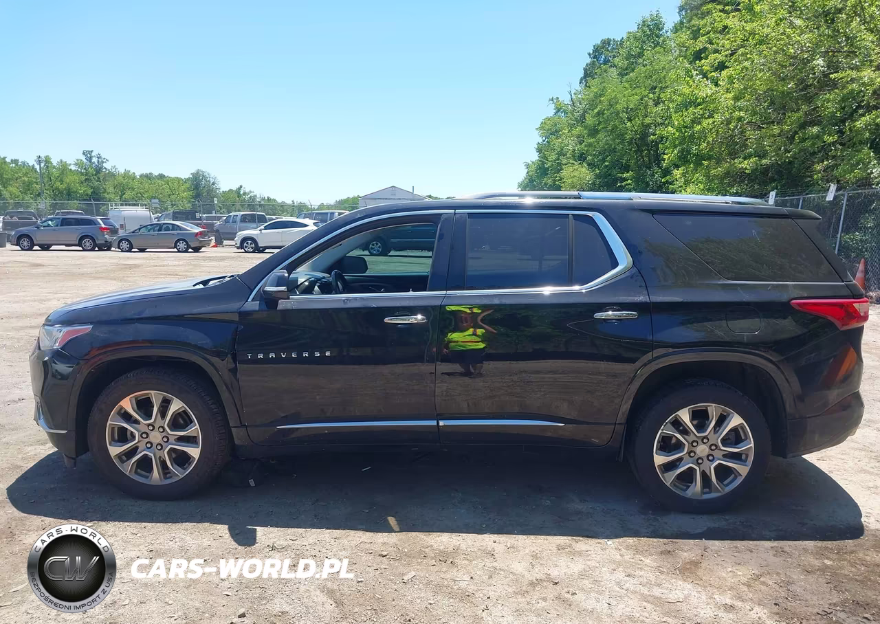 2018 Chevrolet Traverse Premier VIN:1GNERKKW5JJ106715 - 14