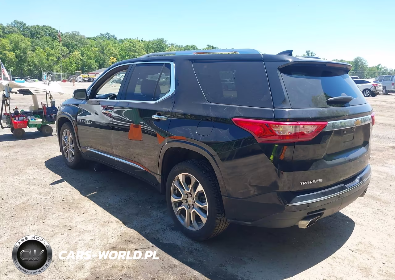 2018 Chevrolet Traverse Premier VIN:1GNERKKW5JJ106715 - 3