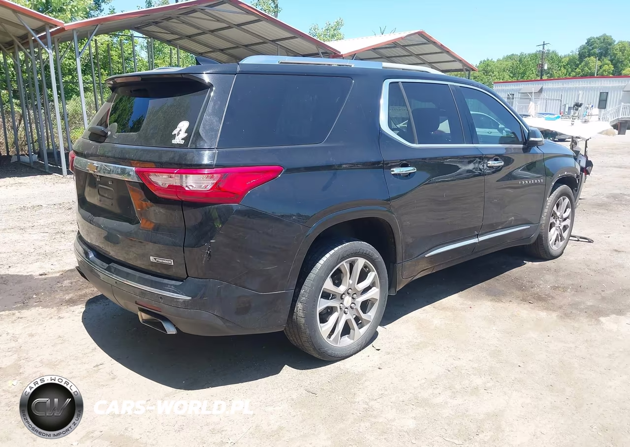 2018 Chevrolet Traverse Premier VIN:1GNERKKW5JJ106715 - 4
