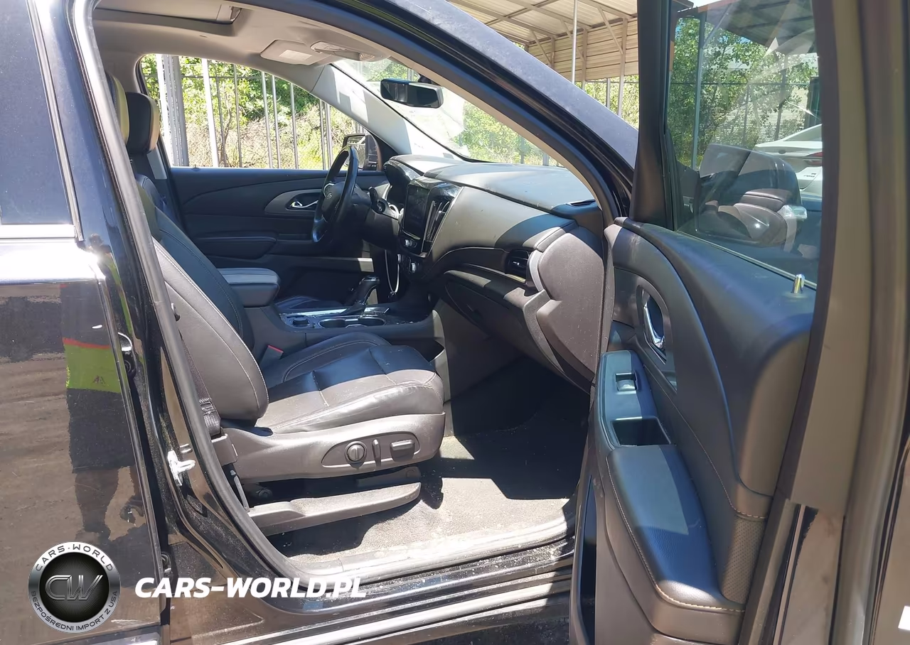 2018 Chevrolet Traverse Premier VIN:1GNERKKW5JJ106715 - 5