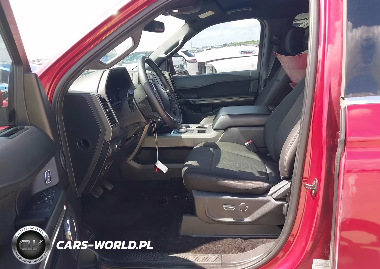 2018 Ford Expedition Xlt VIN:1FMJU1HT9JEA33608 - 8