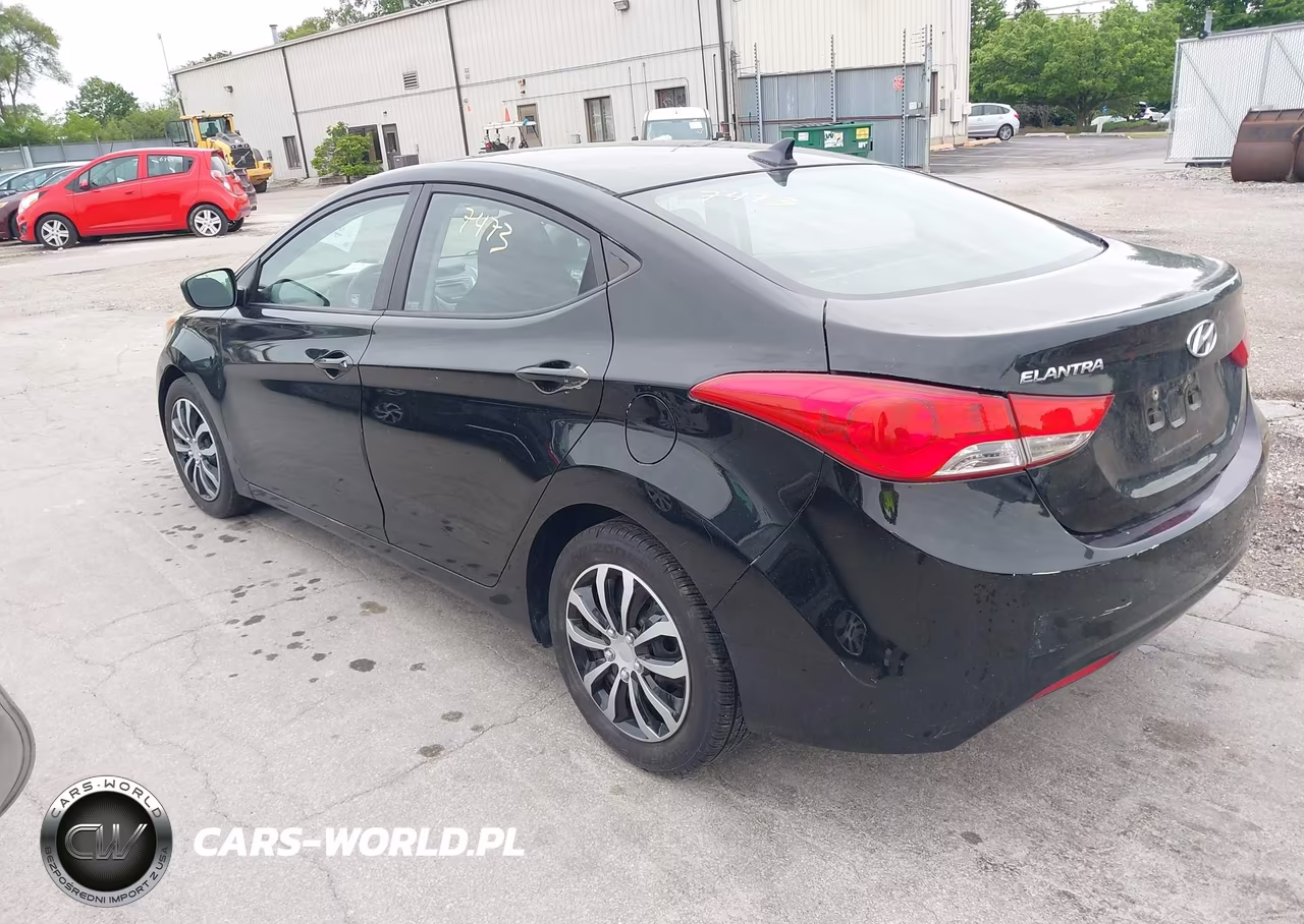 2011 Hyundai Elantra Gls VIN:5NPDH4AEXBH035064 - 3