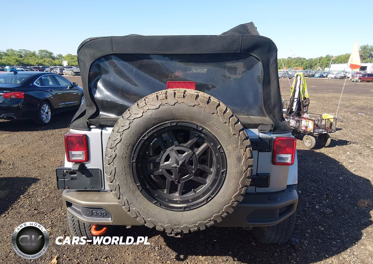 2017 Jeep Wrangler Unlimited 75Th Anniversary Edition 4X4 VIN:1C4BJWEG1HL561185 - 17