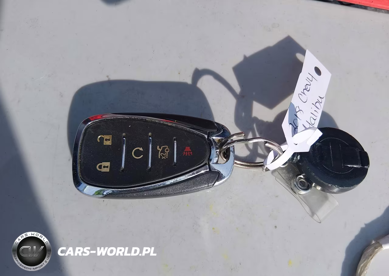 2018 Chevrolet Malibu Lt VIN:1G1ZD5STXJF267184 - 11