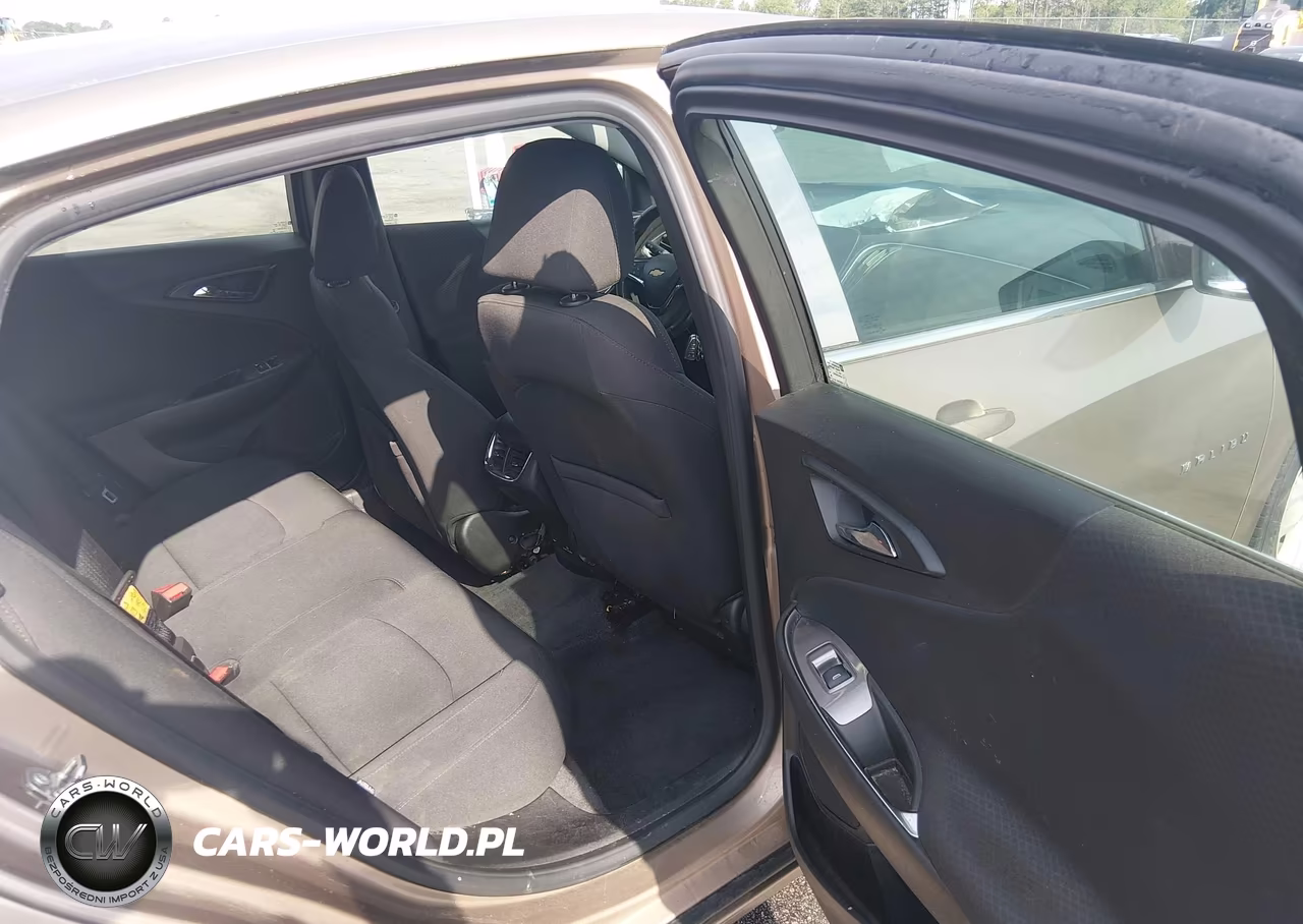 2018 Chevrolet Malibu Lt VIN:1G1ZD5STXJF267184 - 8