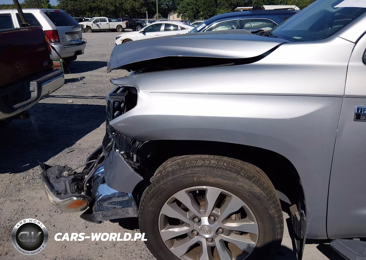 2017 Toyota Tundra Limited 5.7L V8 VIN:5TFFW5F11HX213919 - 18
