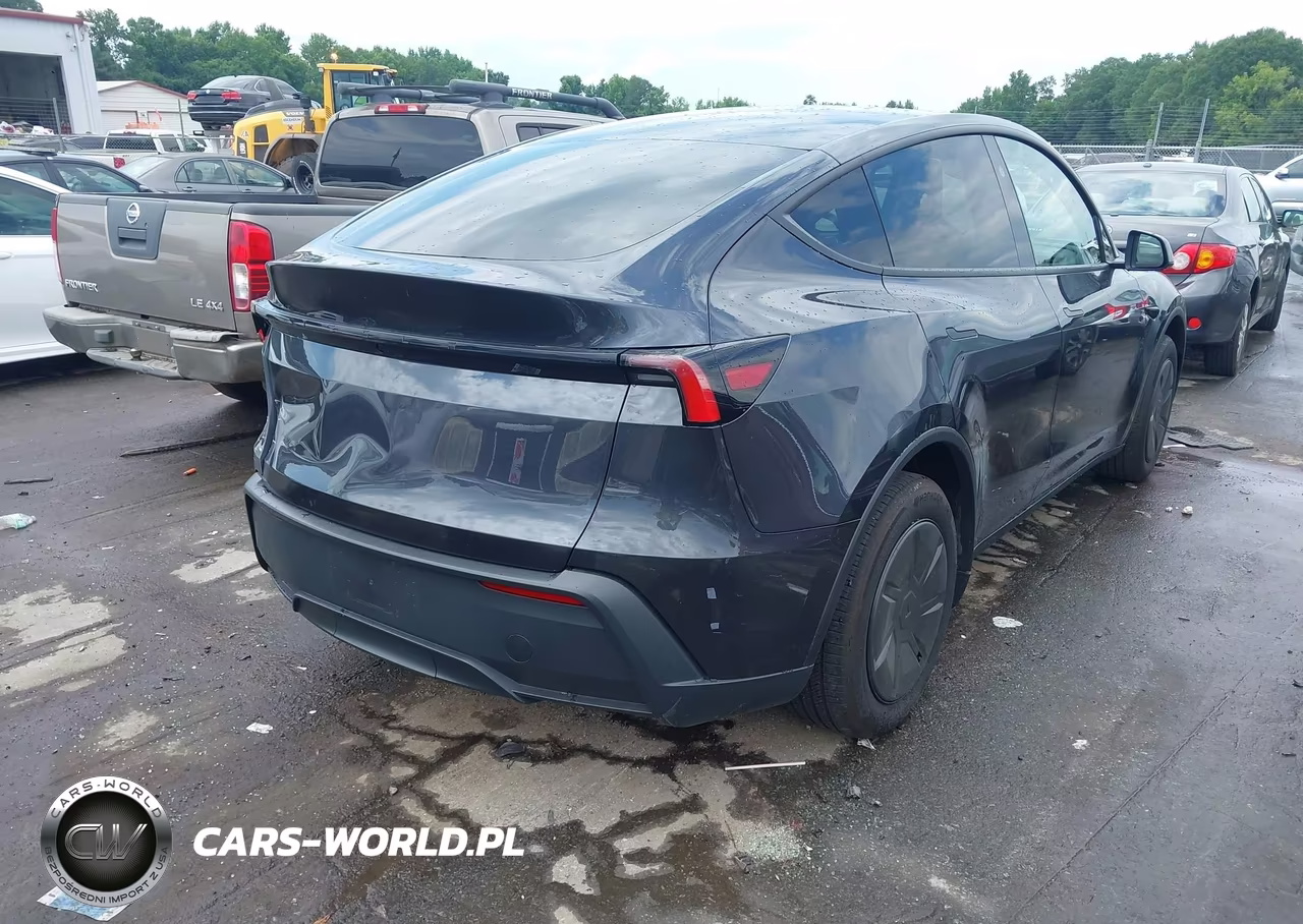 2026 Tesla Model Y Premium Rear-Wheel Drive-Rear-Wheel Drive VIN:7SAYGDED0TA593866 - 4