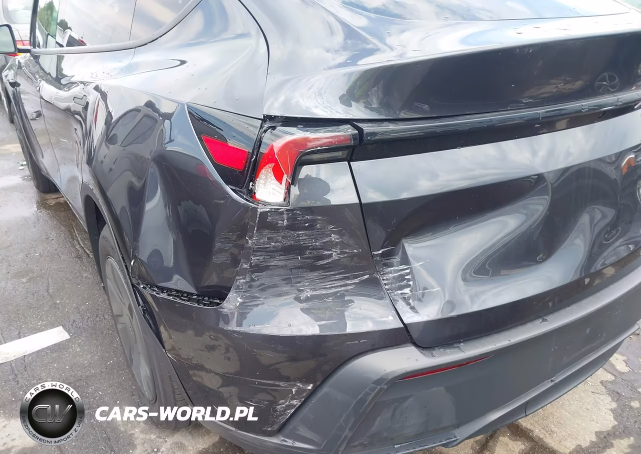 2026 Tesla Model Y Premium Rear-Wheel Drive-Rear-Wheel Drive VIN:7SAYGDED0TA593866 - 6