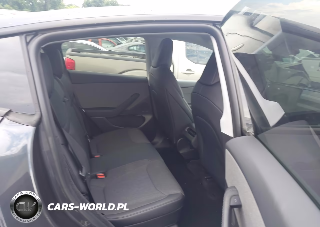 2026 Tesla Model Y Premium Rear-Wheel Drive-Rear-Wheel Drive VIN:7SAYGDED0TA593866 - 8