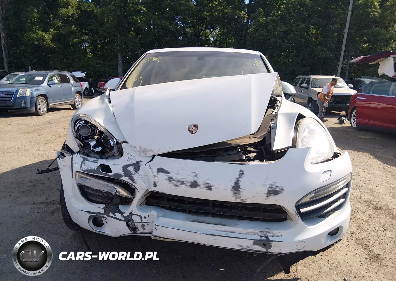2014 Porsche Cayenne S VIN:WP1AB2A24ELA58630 - 12