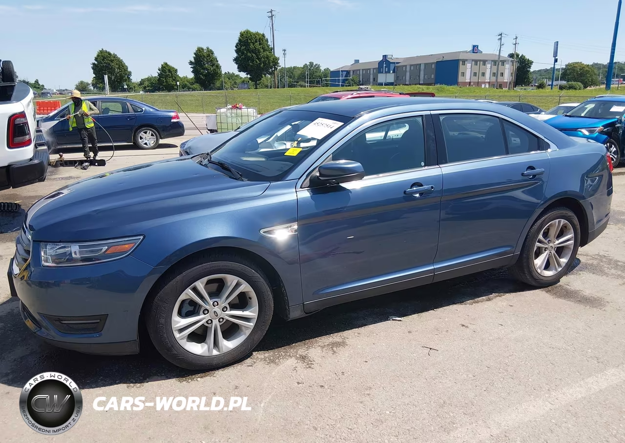 2019 Ford Taurus Sel VIN:1FAHP2E83KG100814 - 18