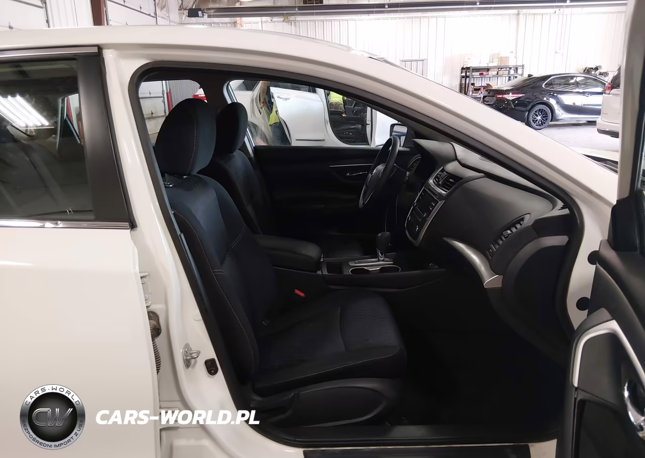 2017 Nissan Altima 2.5 S VIN:1N4AL3AP2HC227750 - 5