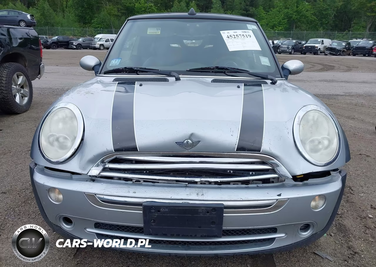 2007 Mini Cooper VIN:WMWRF335X7TF67307 - 12