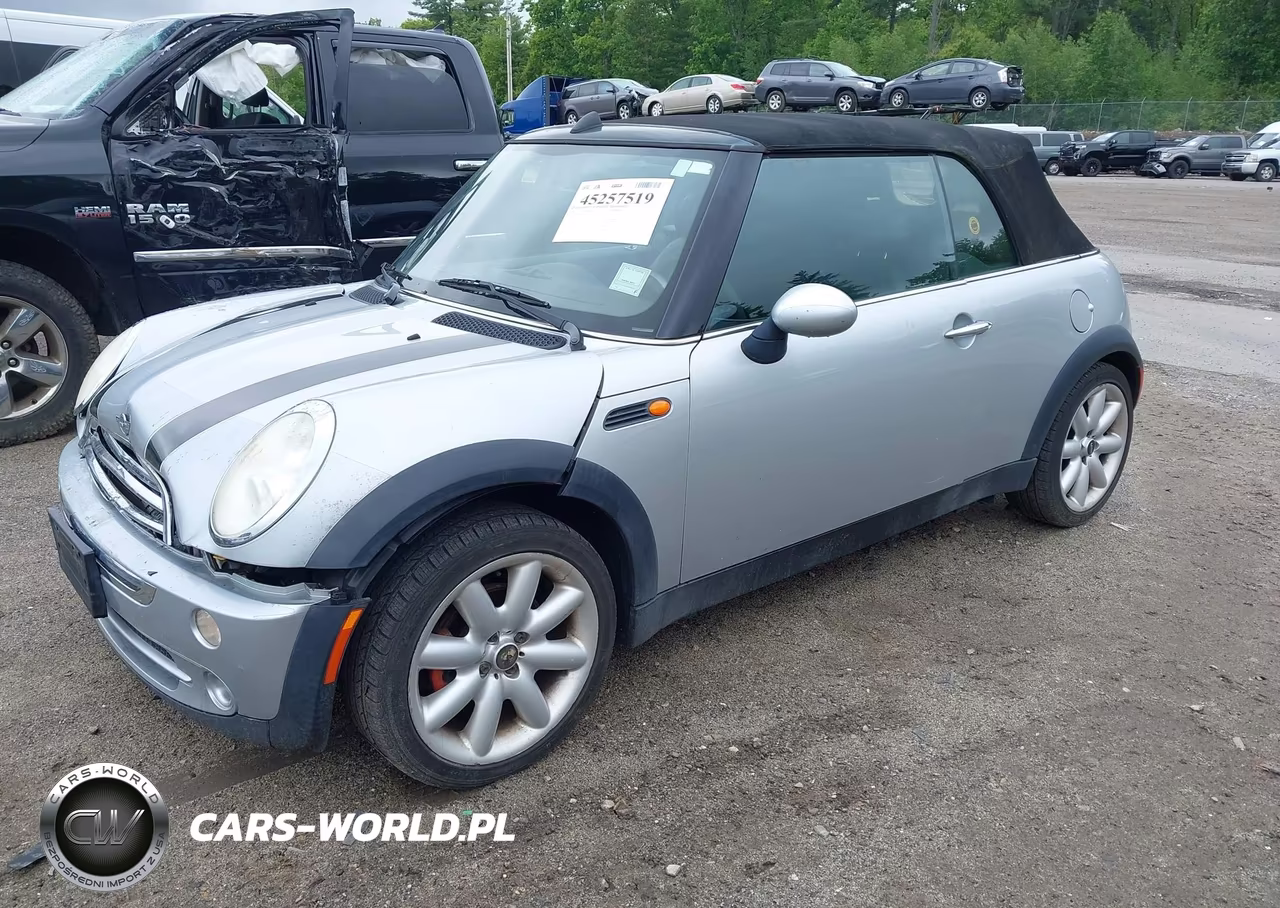 2007 Mini Cooper VIN:WMWRF335X7TF67307 - 2