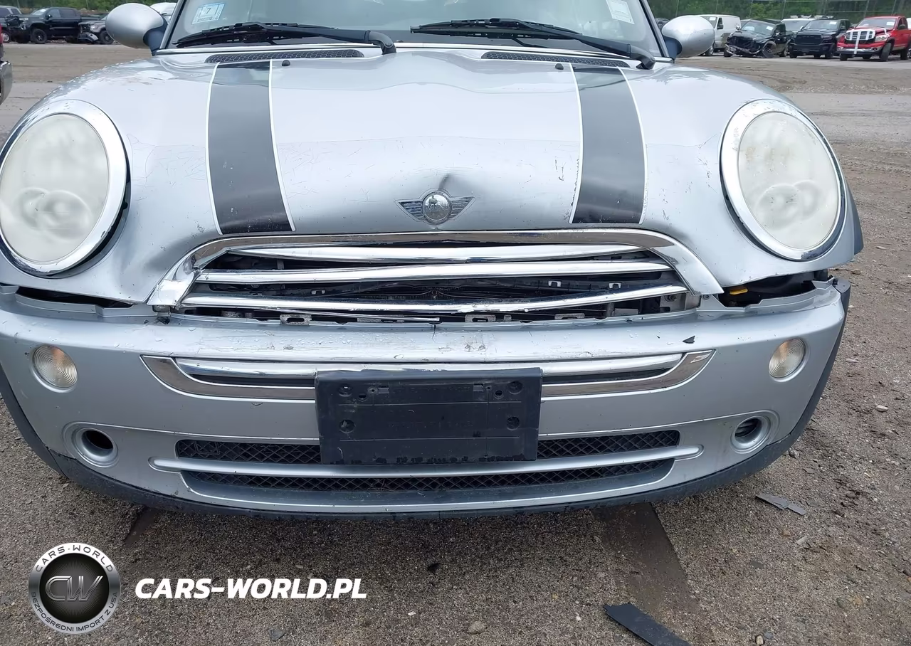 2007 Mini Cooper VIN:WMWRF335X7TF67307 - 6