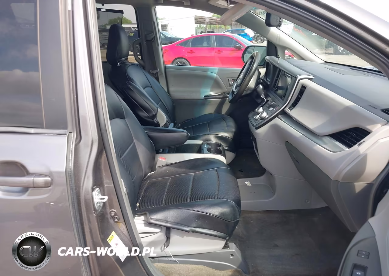 2015 Toyota Sienna Le 8 Passenger VIN:5TDKK3DC6FS611861 - 5