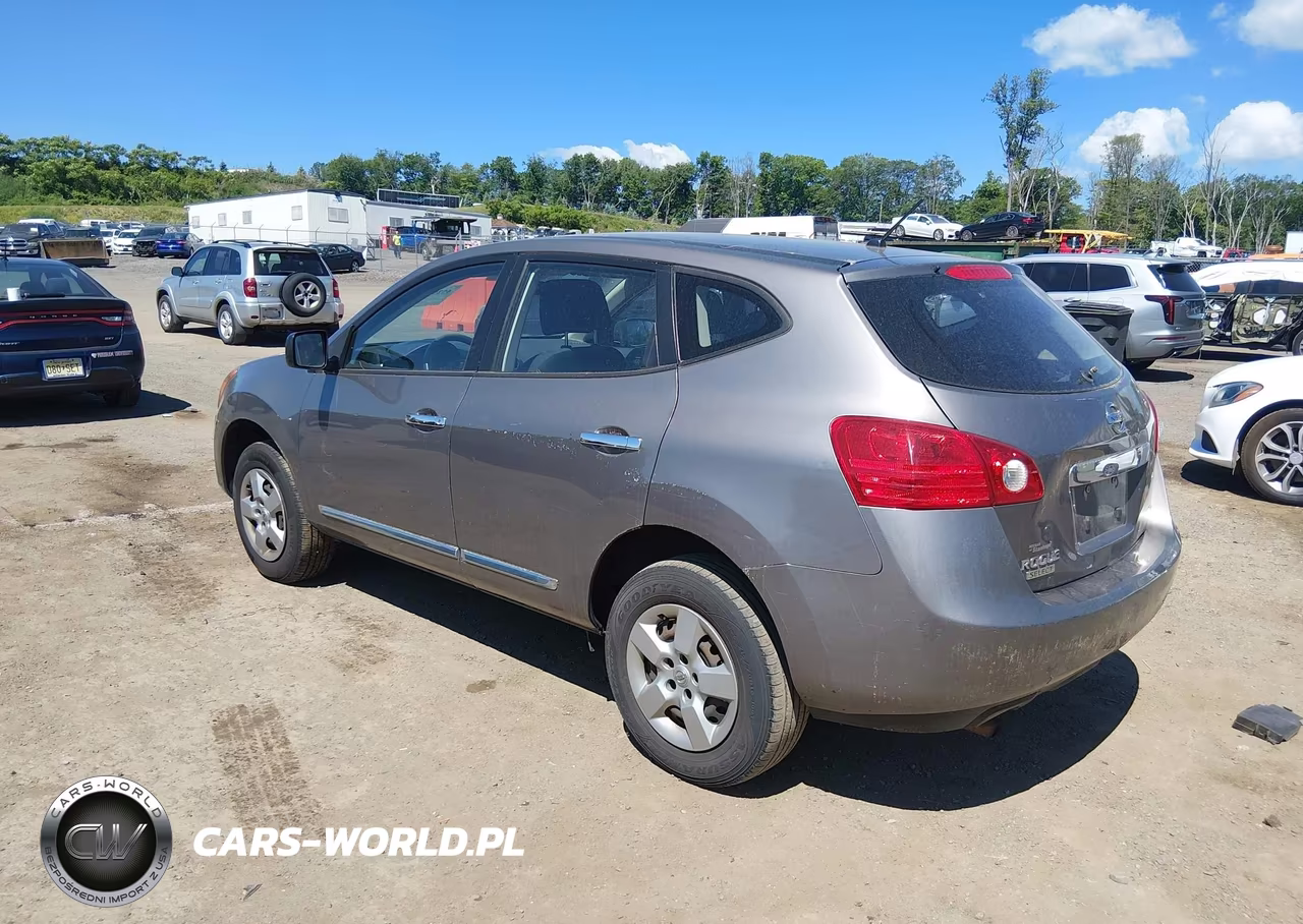 2015 Nissan Rogue Select S VIN:JN8AS5MV5FW756273 - 3