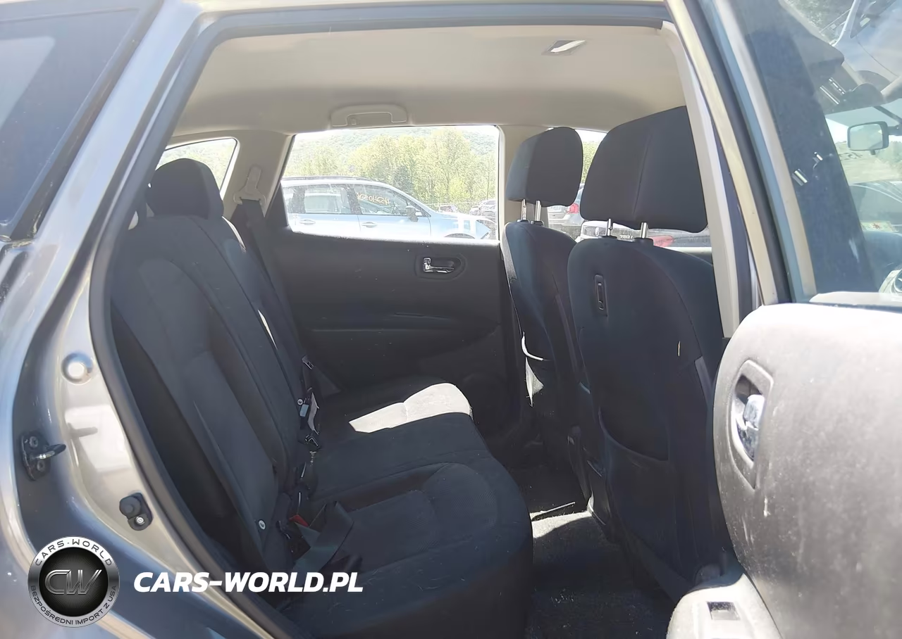 2015 Nissan Rogue Select S VIN:JN8AS5MV5FW756273 - 8