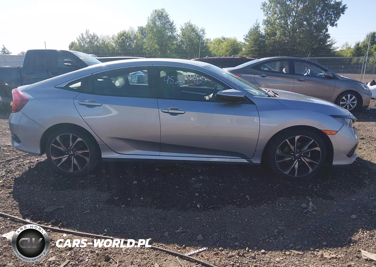 2019 Honda Civic Sport VIN:2HGFC2F85KH536999 - 14