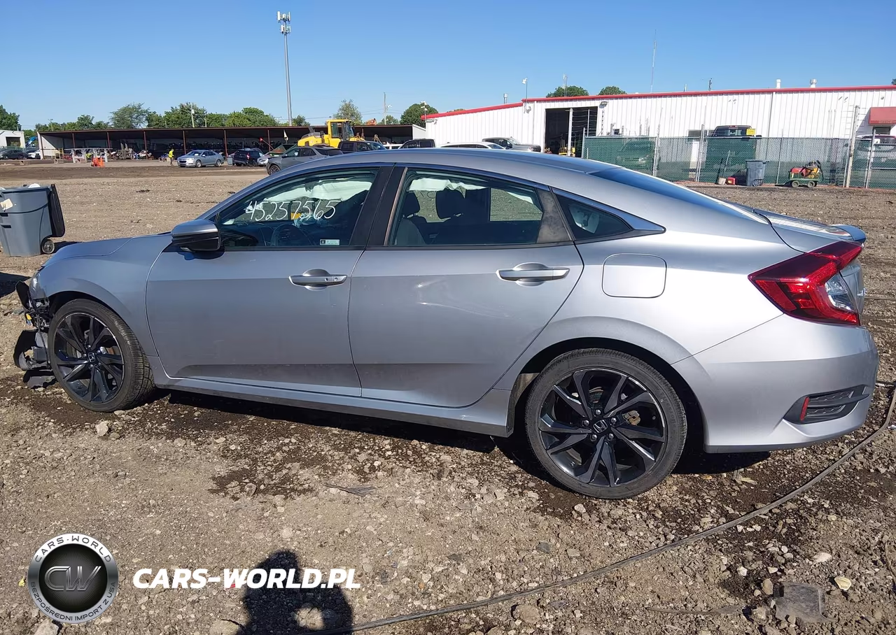 2019 Honda Civic Sport VIN:2HGFC2F85KH536999 - 15