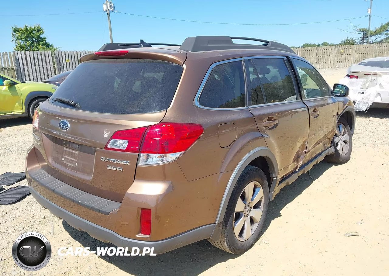2012 Subaru Outback 3.6R Limited VIN:4S4BRDKCXC2290040 - 4