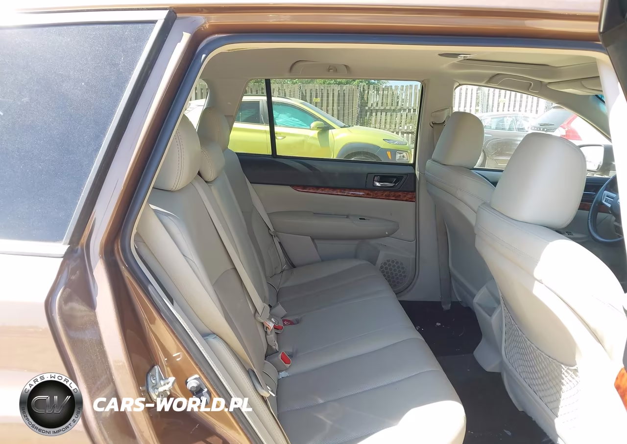 2012 Subaru Outback 3.6R Limited VIN:4S4BRDKCXC2290040 - 8