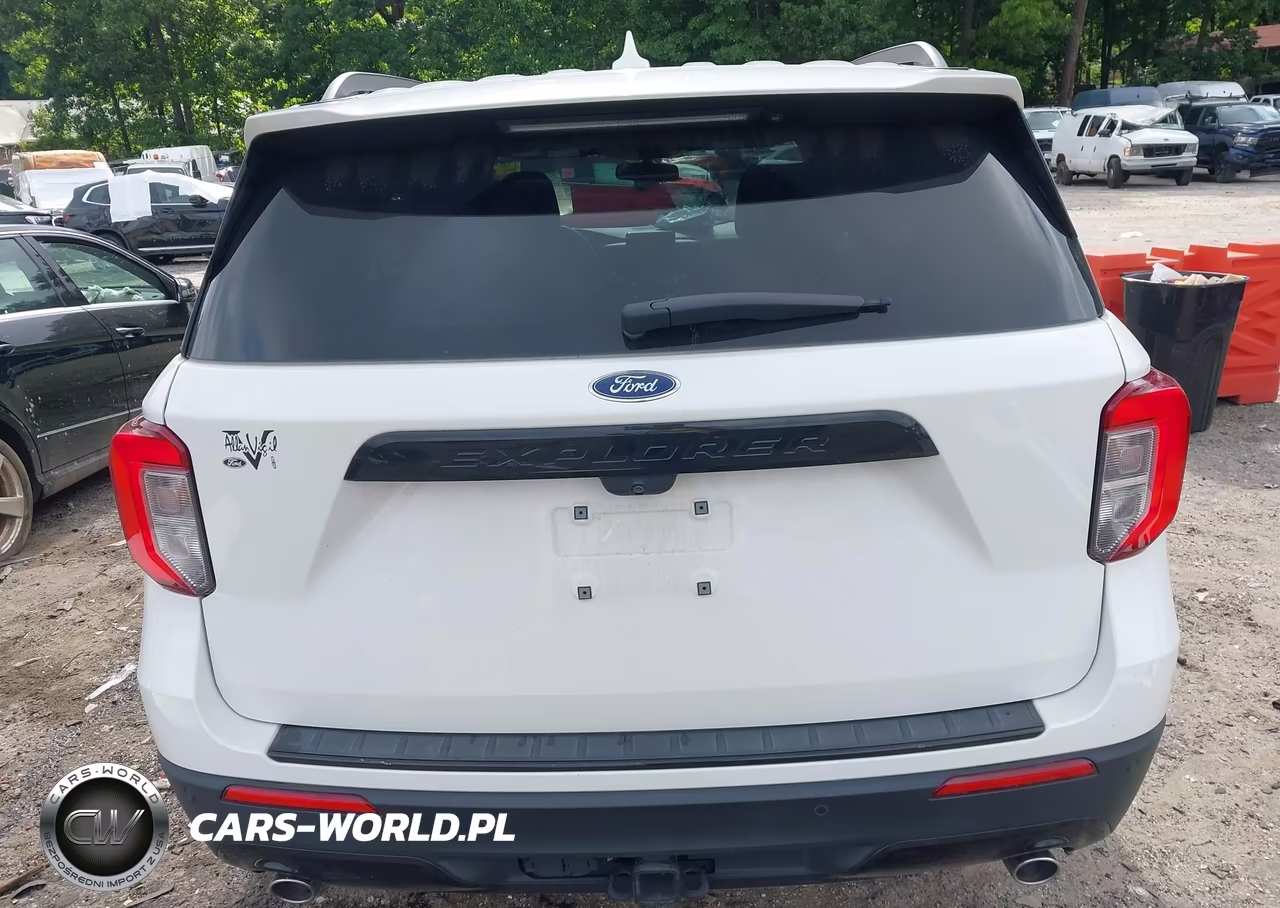 2023 Ford Explorer St-Line VIN:1FMSK7KH3PGA25843 - 17