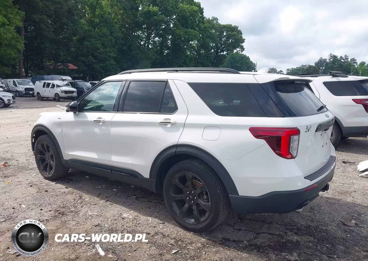 2023 Ford Explorer St-Line VIN:1FMSK7KH3PGA25843 - 3