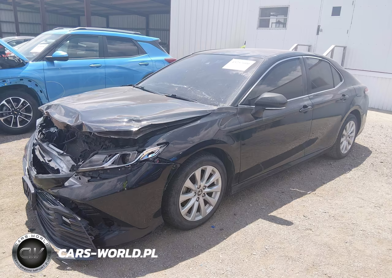 2018 Toyota Camry Le VIN:JTNB11HK6J3006592 - 2